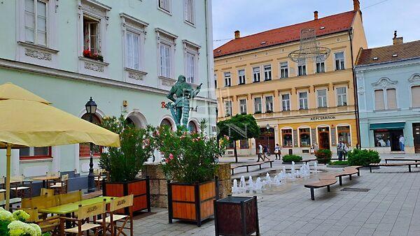 TÖRTÉNELMI negyed VÁRKAPU utca, Székesfehérvár 3. képe